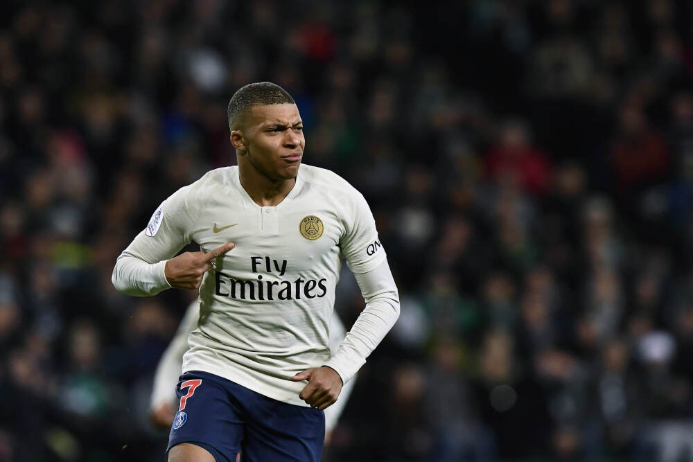 罗马诺：如果塞梅尼奥加盟曼城鲍勃可能离队，多特等队有意